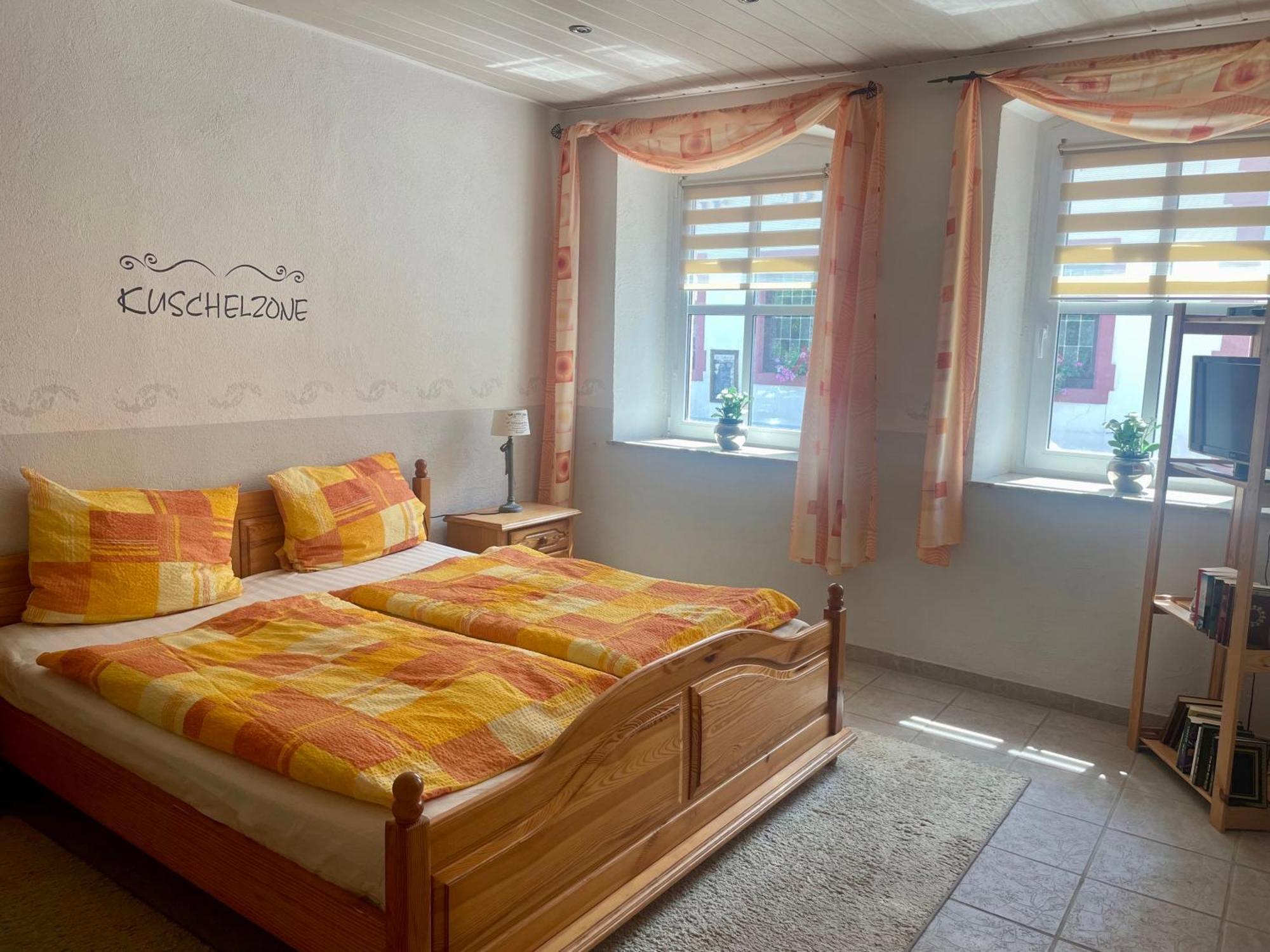 Ferienwohnung Minnies-Schiefertraum Brauneberg Dış mekan fotoğraf